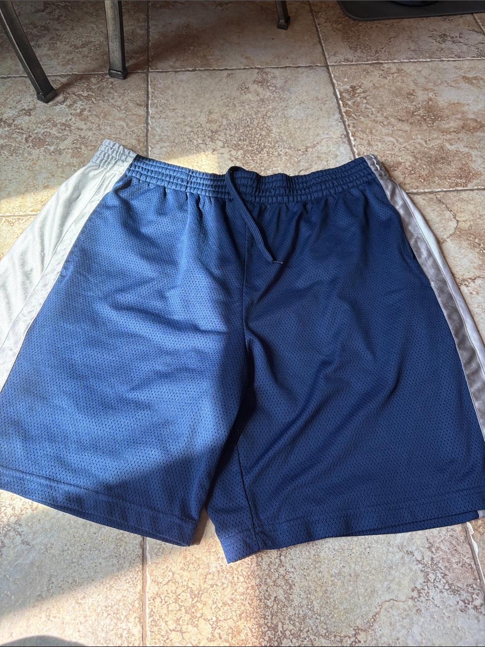 Men's Navy and Light Gray Athletic Mesh Shorts Large